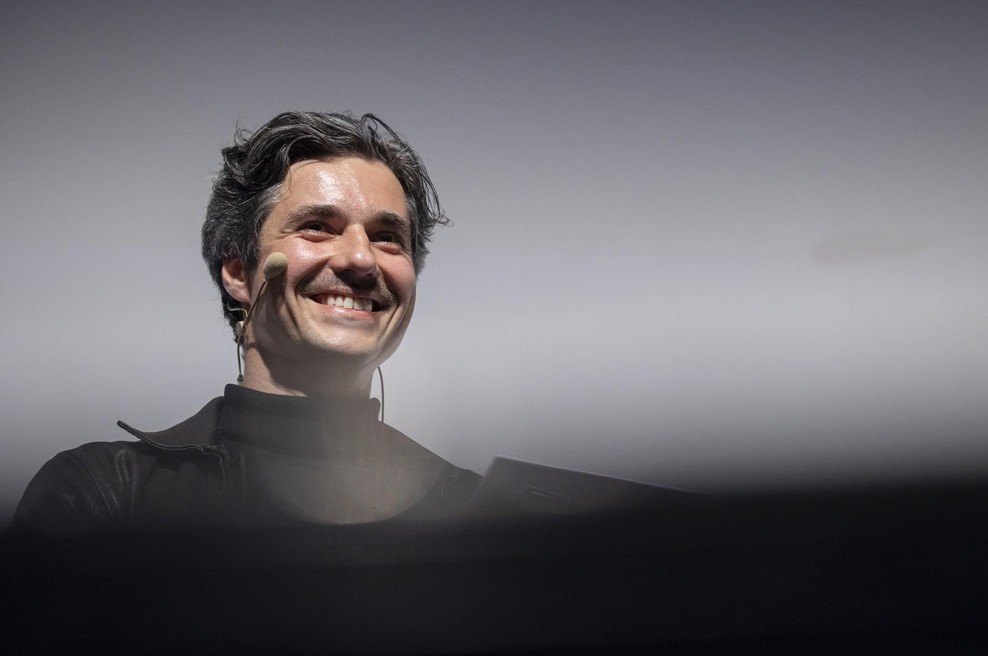 Luka Mesec gre med podjetnike (foto: Katja Kodba/STA)