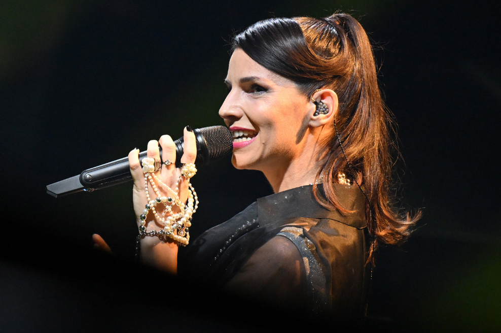 Lea Sirk ima novega: vsa nasmejana je takole pozirala z njim (FOTO) (foto: Žiga Živulović Jr./Bobo)