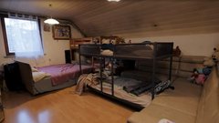 Delovna akcija družina Majdič 12-članska družina prenova doma