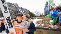Domen Prevc Špela Ravnik par Planica poljub ljubezen