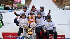 Domen Prevc Špela Ravnik par Planica poljub ljubezen