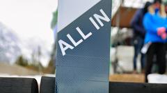 Domen Prevc Špela Ravnik par Planica poljub ljubezen