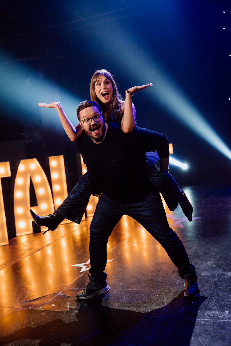 Melani Mekicar voditeljica Slovenija ima talent