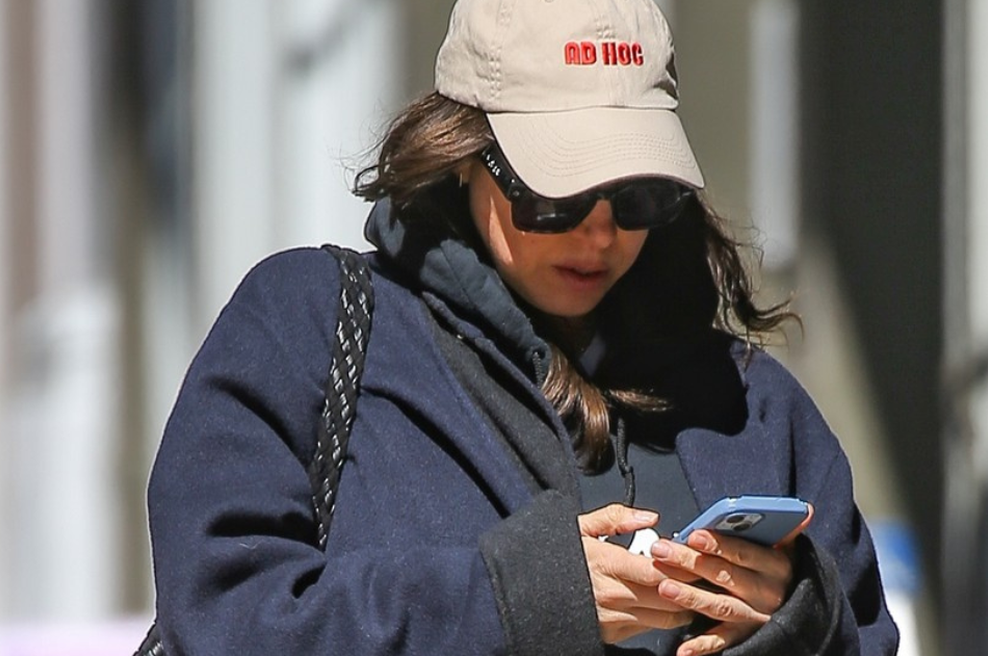 Po tragični izgubi se za pri nas znano igralko začenja povsem novo poglavje: zibala bo (foto: Profimedia)