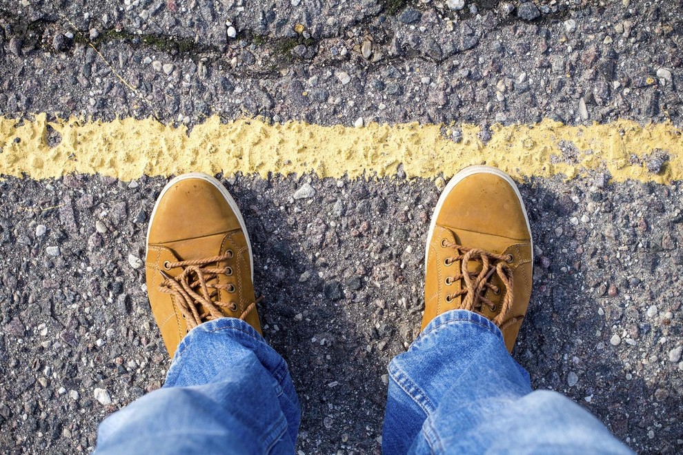 Meje niso sebičnost - ščitijo nas pred stresom in omogočajo ravnovesje. Dobre meje jasno pokažejo, kaj je sprejemljivo in kaj …