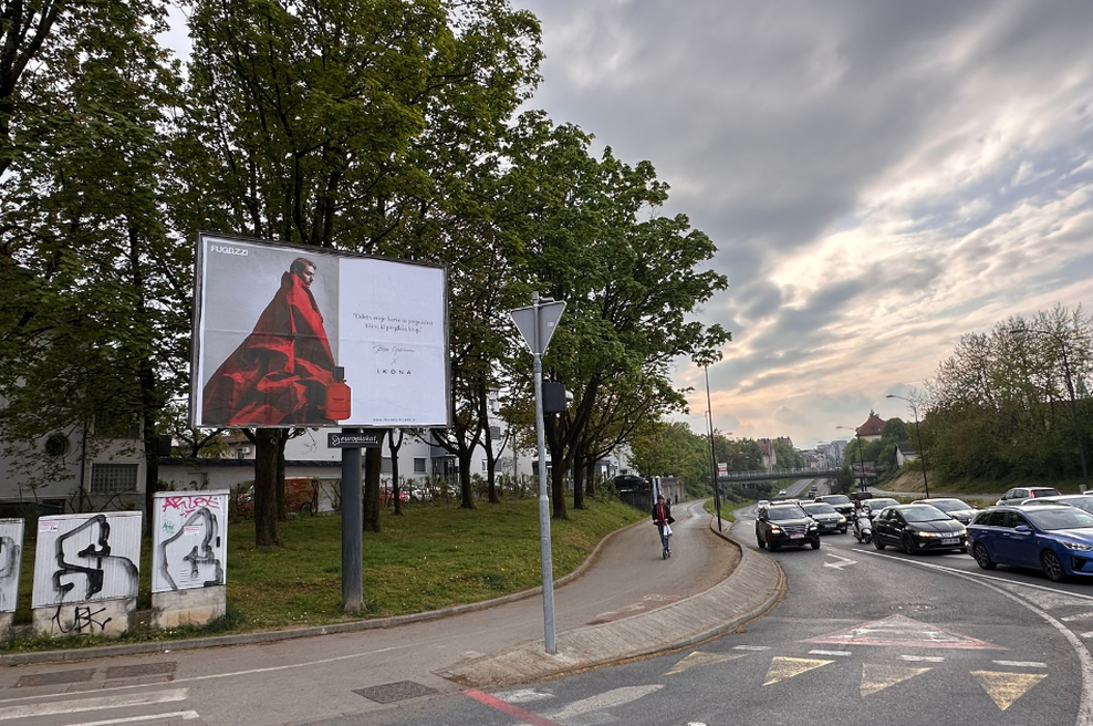 Obcestni plakati našega priljubljenega pevca, ki so preplavili Ljubljano: kaj se skriva za njimi? (foto: Uredništvo)