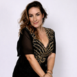 Ana Dežman ob samostojni karieri prevzema štafetno palico Elde Viler