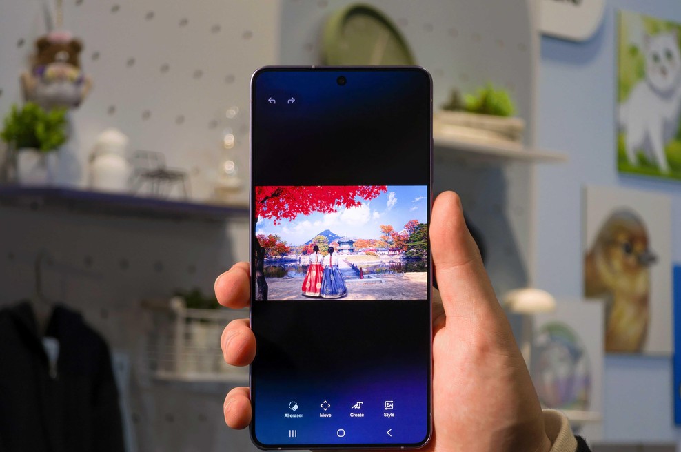 Zakaj je telefon Galaxy S26 najboljša izbira za tiste, ki delajo na telefonu (foto: Samsung)
