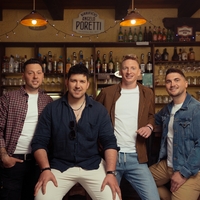 Zvita Feltna ob veliki obletnici z novo pesmijo: "Vedno smo gledali na to, da komad deluje v živo"