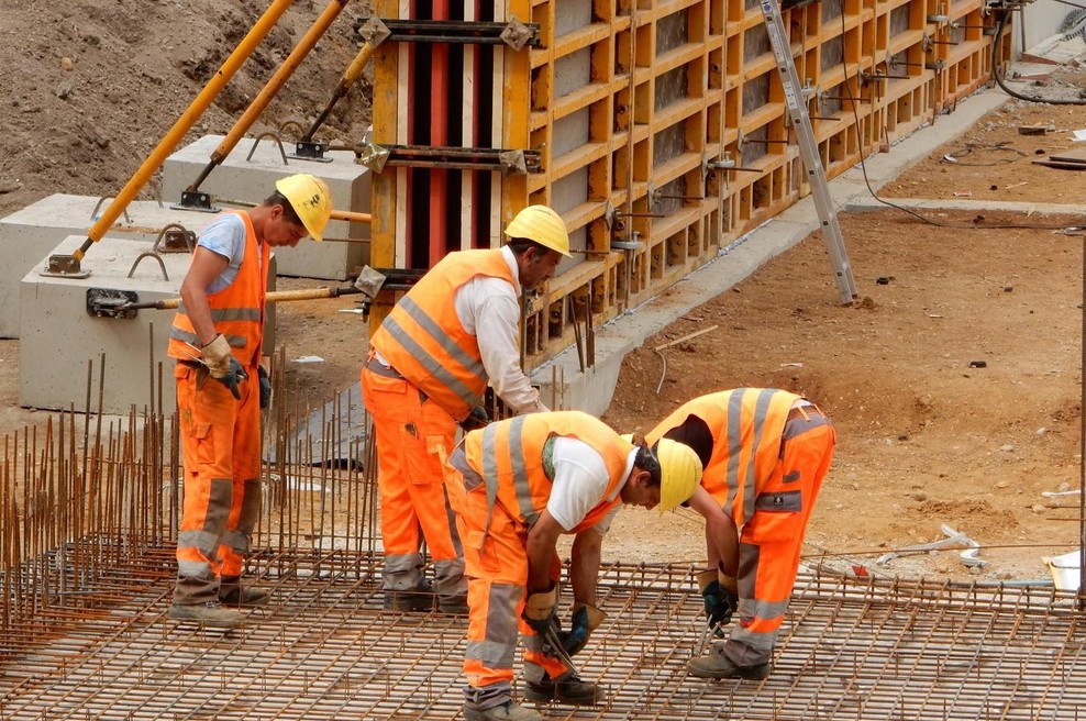 Žalostna statistika: V povprečju ena oseba izgubi življenje vsake štiri delovne dni na gradbiščih (foto: Profimedia)