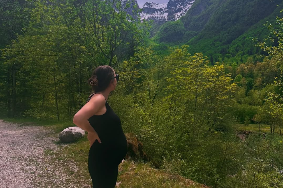 Prvomajski pobeg naše znane voditeljice: objavila fotografijo, vsem je v oči padla le ena podrobnost (foto: instagram.com/ramsakanja/)
