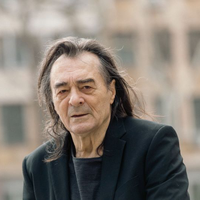 Legenda rocka Dado Topić: "Slovenke imajo poseben šarm, slovenska publika pa zna prepoznati kakovost"