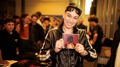 
                                                         Masayah pevka koncert Kino Šiška