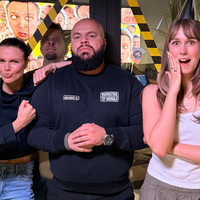 Kaj se dogaja?! Jutranji šok in drama na slovenskem radiu, voditeljici pričakal ... varnostnik!