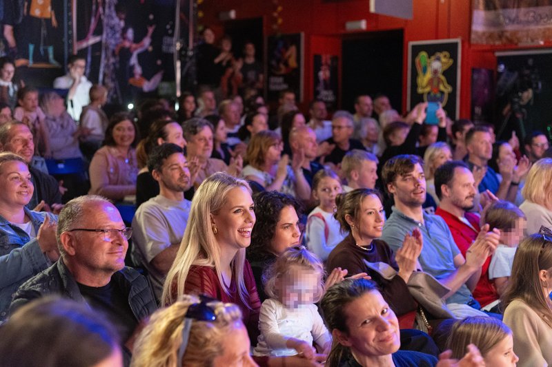 cirkus Fuskabo peron čudes
