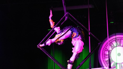 Cirkus Fuskabo predstava Peron čudes