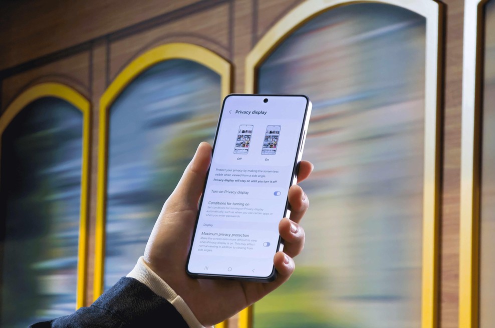 Moj telefon me pozna bolje kot marsikdo drug (foto: Samsung)