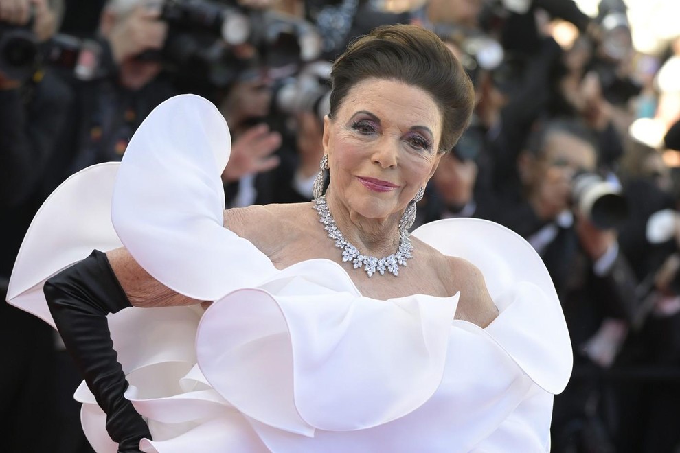 Joan Collins