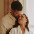 Po spletu kroži posnetek zaroke sanjskega Karla in Kaje (ste ga že videli?)