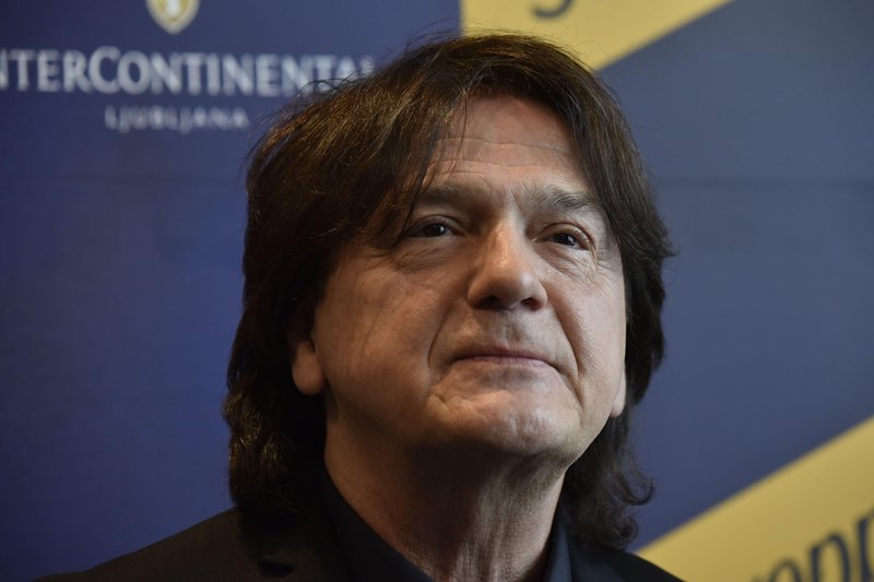 Zdravko Čolić