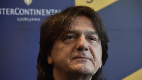 Zdravko Čolić