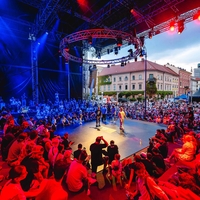 Spektakel v središču Ljubljane: več kot 60 držav prihaja na največji urbani festival pri nas