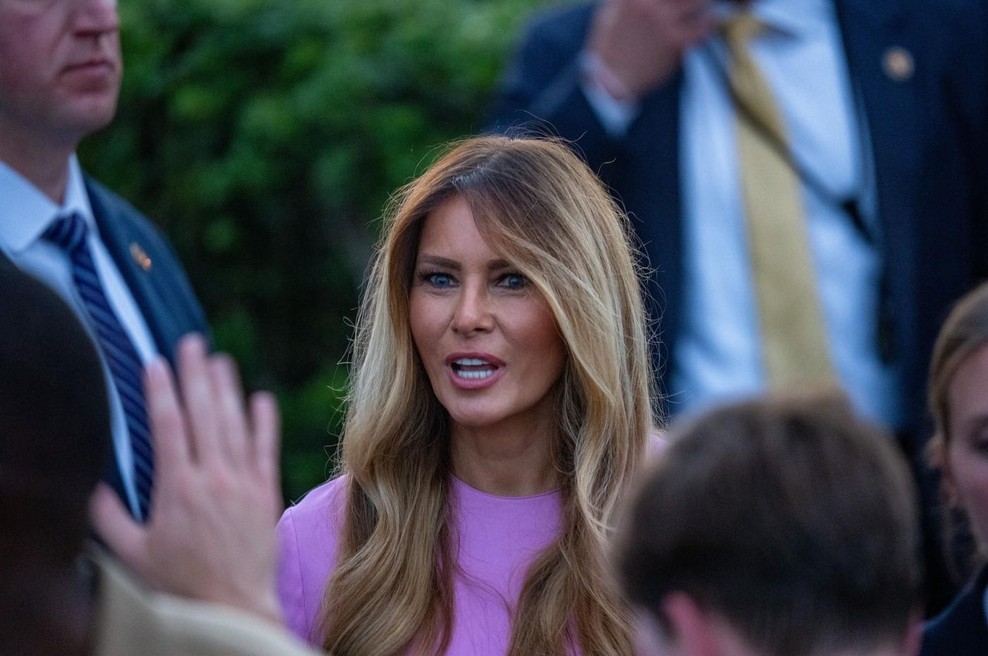 Donald Trump znova zaplesal, vsi pa govorijo o tem, kaj je naredila Melania, ko je videla svojega moža, kaj počne (foto: Profimedia)