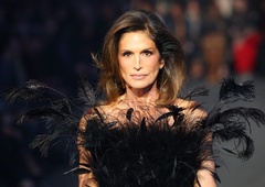 Tako je blefaroptoza spremenila obraz slavne Cindy Crawford