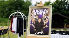 
                                                         serija Ja, Chef! igralska zasedba