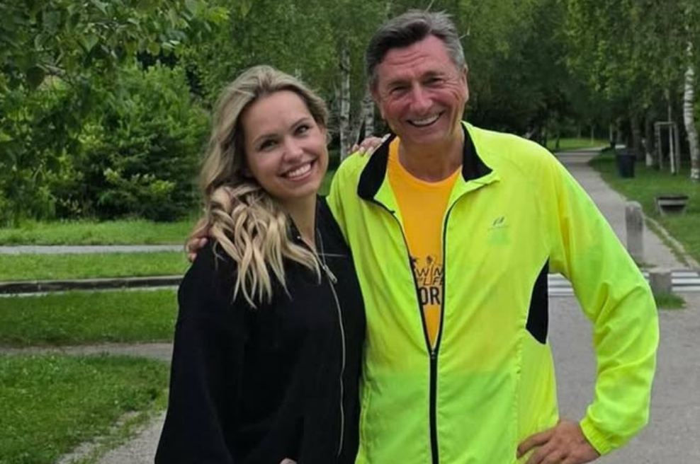 Borut Pahor na jutranjem teku s pravo lepotico: ena podrobnost na skupni fotografiji šokirala (foto: instagram.com/borutpahor)