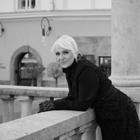 Alenka Godec pripravila poklon pesmi, ki je zaznamovala zgodovino