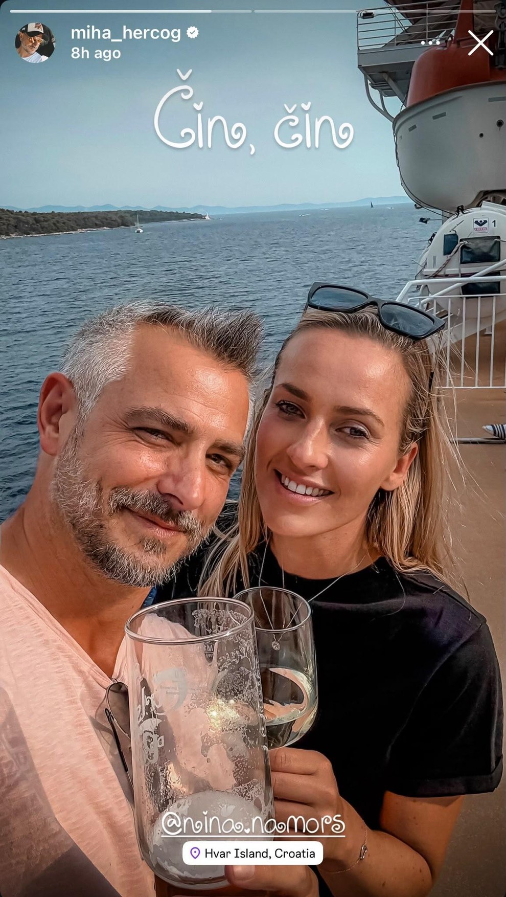 Te dni pa zaljubljenca uživata v poletnem oddihu na Hvaru, od koder na družbenih omrežjih delita utrinke brezskrbnih počitnic. Po …