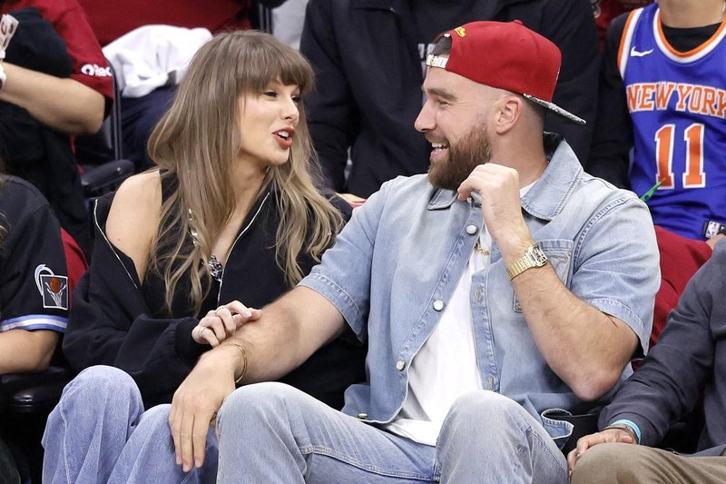 Taylor Swift Travis Kelce