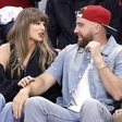 Bizarno, a resnično: tole je 'ukradel' s poroke Taylor Swift, ustvaril posel in zaslužil več kot tisoč evrov