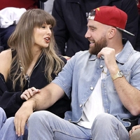 Bizarno, a resnično: tole je 'ukradel' s poroke Taylor Swift, ustvaril posel in zaslužil več kot tisoč evrov