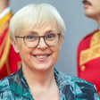 Nataša Pirc Musar na uradnem obisku v Črni gori v oblačilih, ki smo jih na njej že videli (razkrivamo, kdaj in kje)