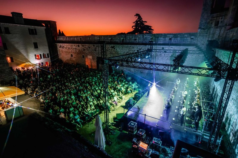 Perpetuum Jazzile