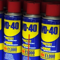 Ne počnite te napake z WD-40! Skoraj vsi ga imamo doma, a na teh petih mestih lahko povzroči veliko škodo
