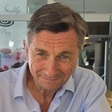 Borut Pahor med sprehodom na Kitajskem obstal kot vkopan: kar je zagledal na pločniku, ga je pustilo odprtih ust (FOTO)