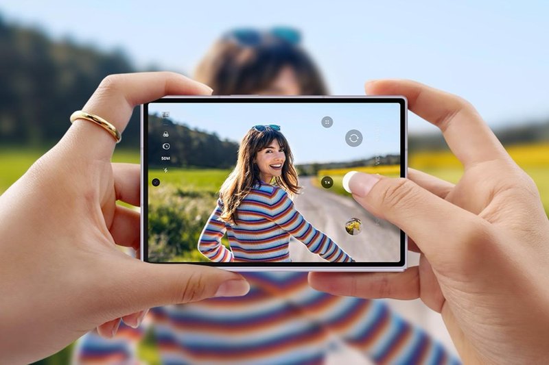 Nova serija prepogljivih telefonov je tukaj! Samsung vas bo navdušil to poletje