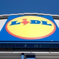 Lidl prvi uvaja novo storitev: Poglejte, kako bodo kupci kmalu plačevali račune