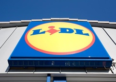 Lidl prvi uvaja novo storitev: Poglejte, kako bodo kupci kmalu plačevali račune