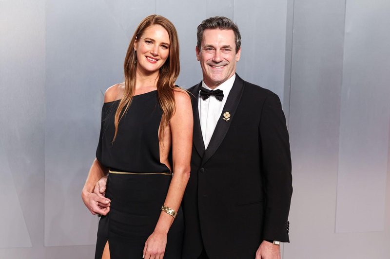 Jon Hamm in Anna Osceola