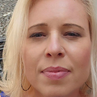 Urška Klakočar Zupančič z močnim sporočilom Nataši Pirc Musar: "Samo stresi to blato s sebe"