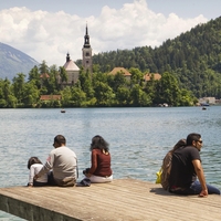 Britanec v Sloveniji brez dlake na jeziku nad Bled: "Če mi še kdo omeni Blejsko jezero, bom eksplodiral!"