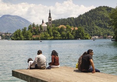 Britanec v Sloveniji brez dlake na jeziku nad Bled: "Če mi še kdo omeni Blejsko jezero, bom eksplodiral!"