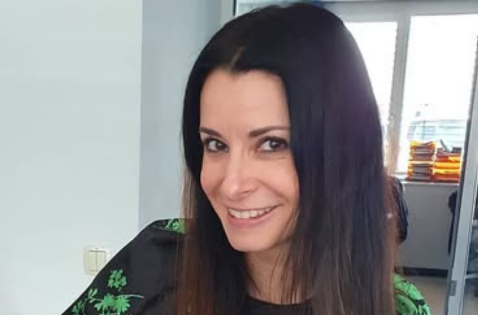 Jana Morelj je ena najbolj prepoznavnih slovenskih radijskih in televizijskih voditeljic. Poslušalci jo lahko spremljajo na Radiu 1 Rock, televizijski …