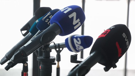 mikrofoni televizija