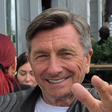Jan brskal po fotografijah svojih starih staršev in obnemel: takoj je poklical - Boruta Pahorja! (Ta je imel kaj videti …)