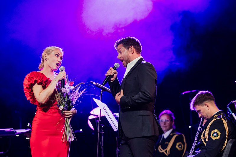 Eva Černe Avbelj koncert 20 let Poletno gledališče Studenec